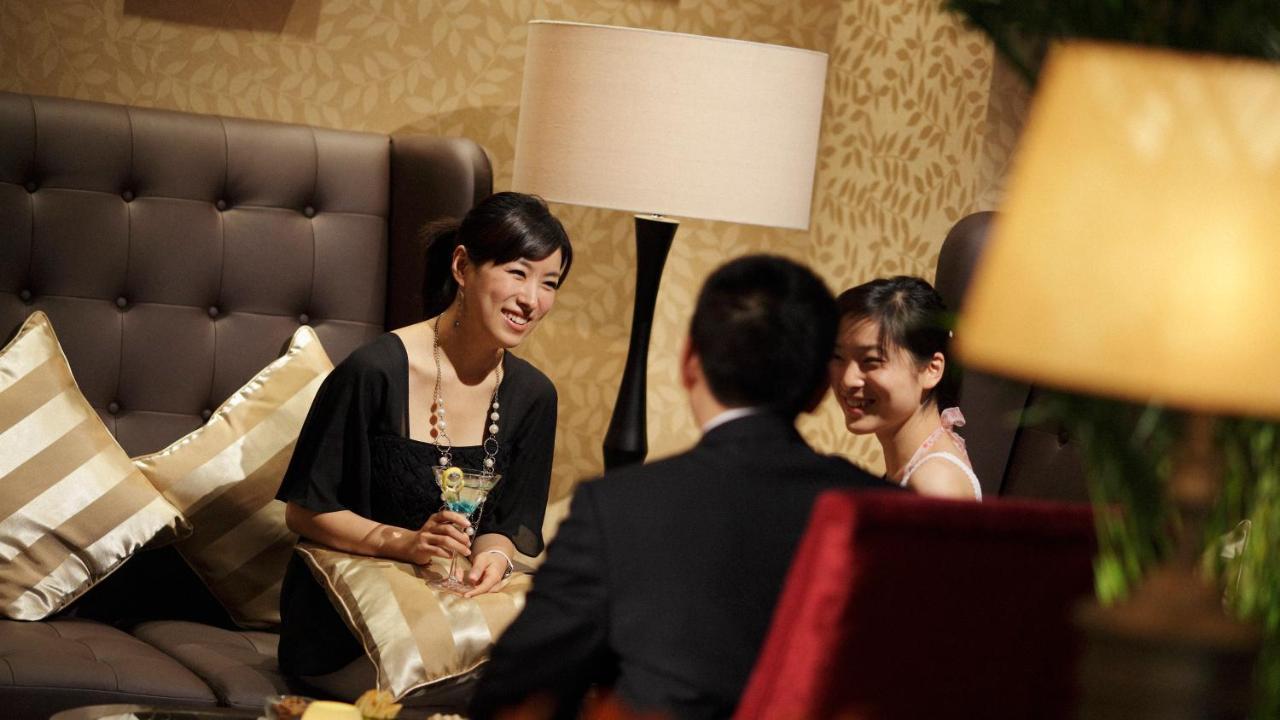 Crowne Plaza Yantai Sea View By Ihg Hotell Exteriör bild