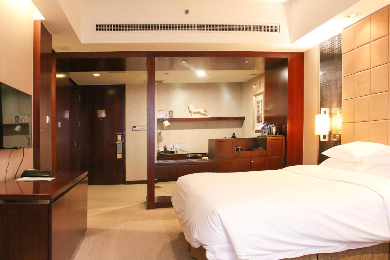 Crowne Plaza Yantai Sea View By Ihg Hotell Exteriör bild