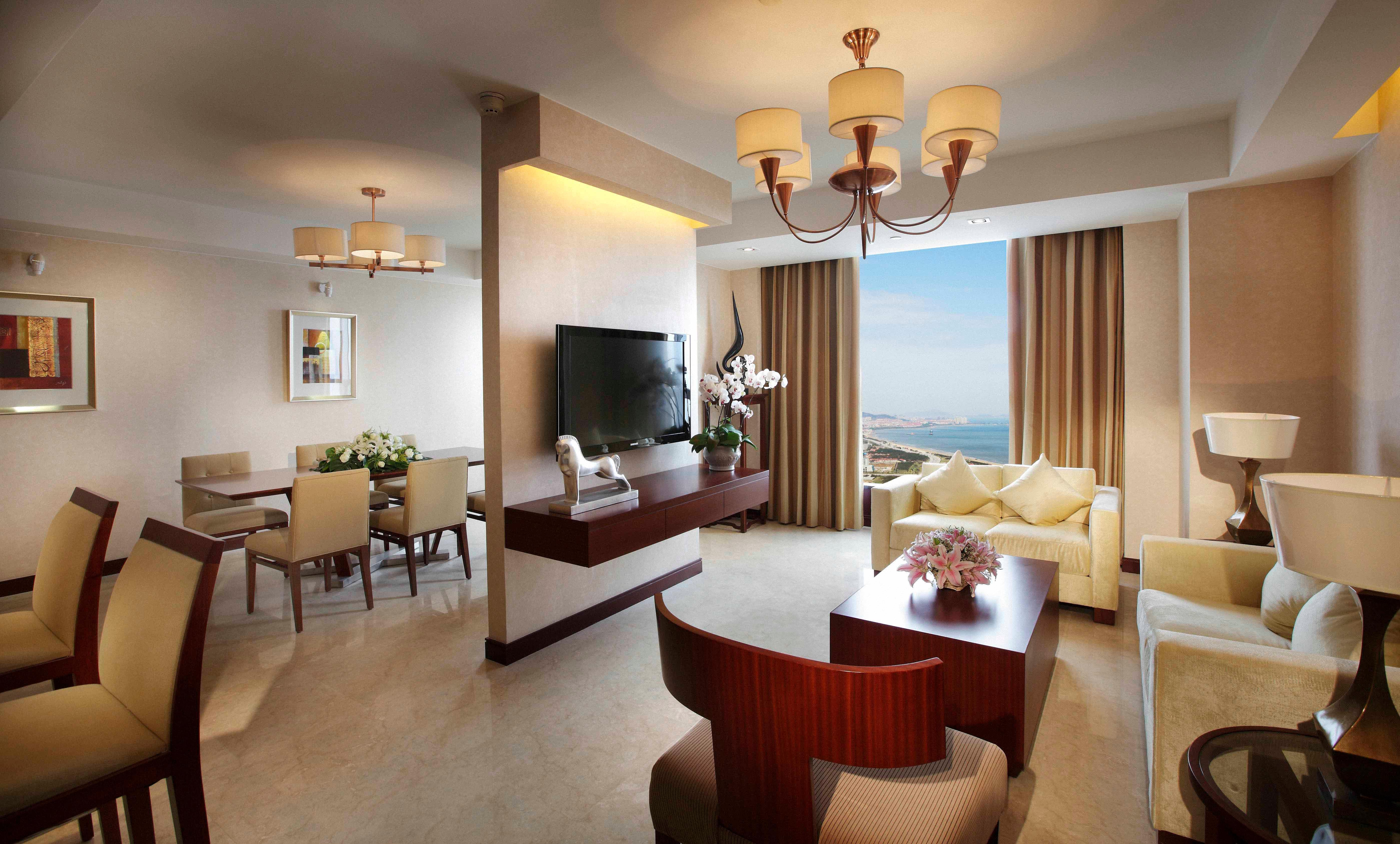 Crowne Plaza Yantai Sea View By Ihg Hotell Rum bild