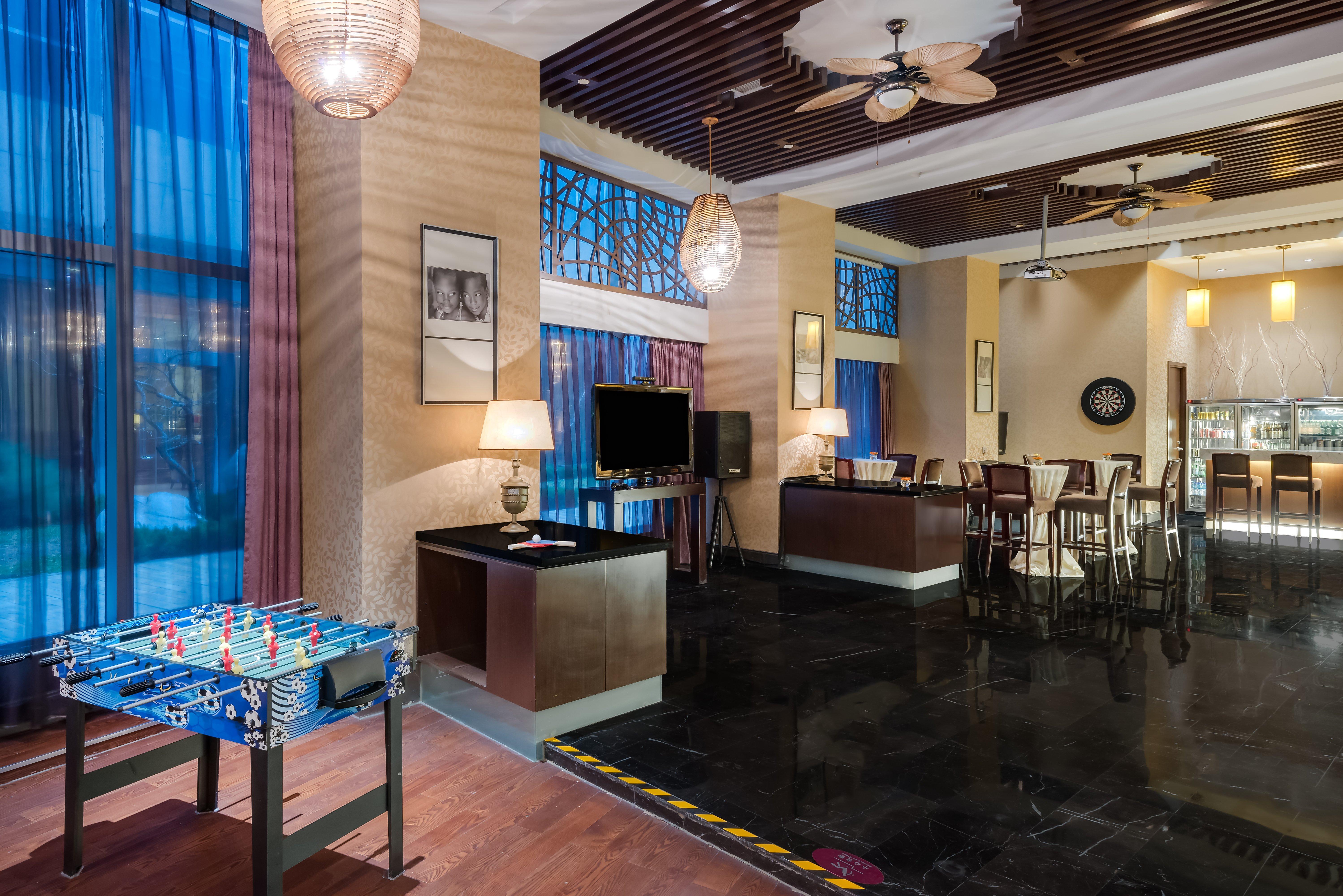 Crowne Plaza Yantai Sea View By Ihg Hotell Exteriör bild